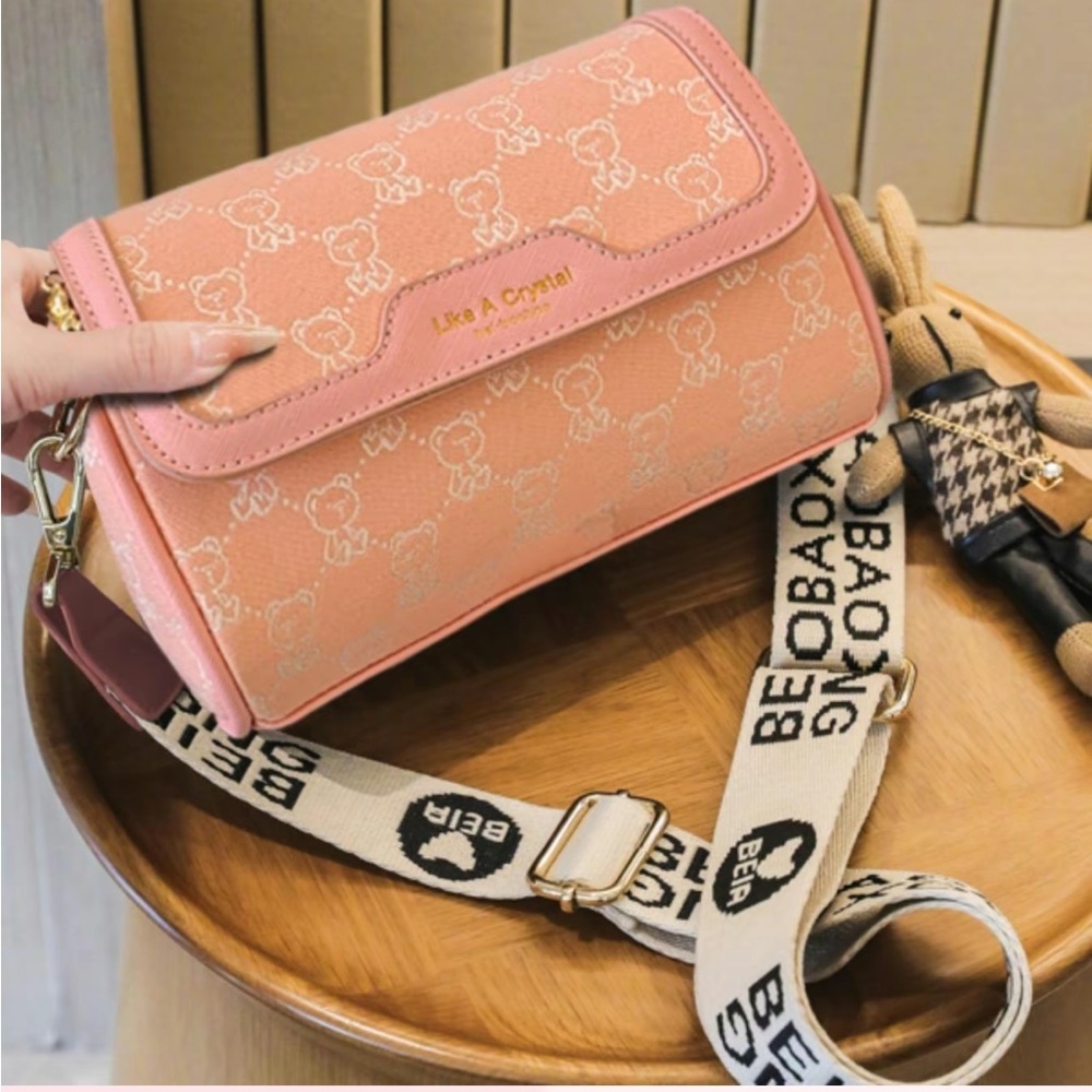 Women’s Cartoons Crossbody with Lucky Charm Keychain Rabbit Bag In Pink